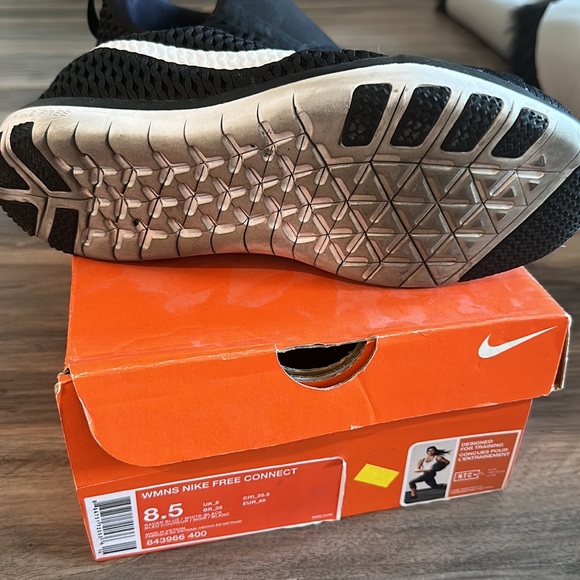 Free Connect - Picture 3 of 3